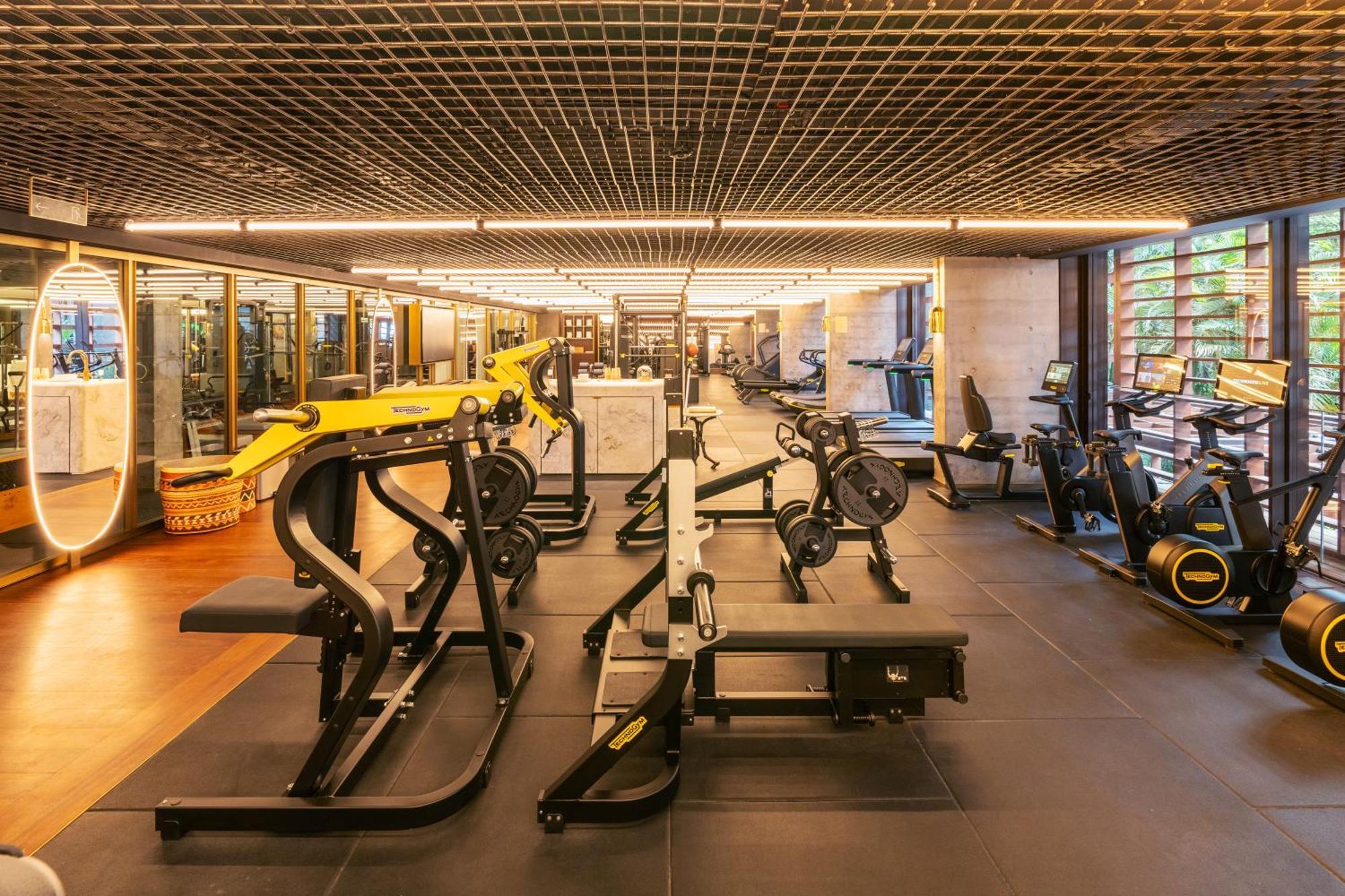 Rosewood Sao Paulo 호텔 외부 사진 Anytime Fitness in Singapore